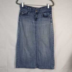 Maurices Light Wash Denim Maxi Skirt *HEMMED* 5/6